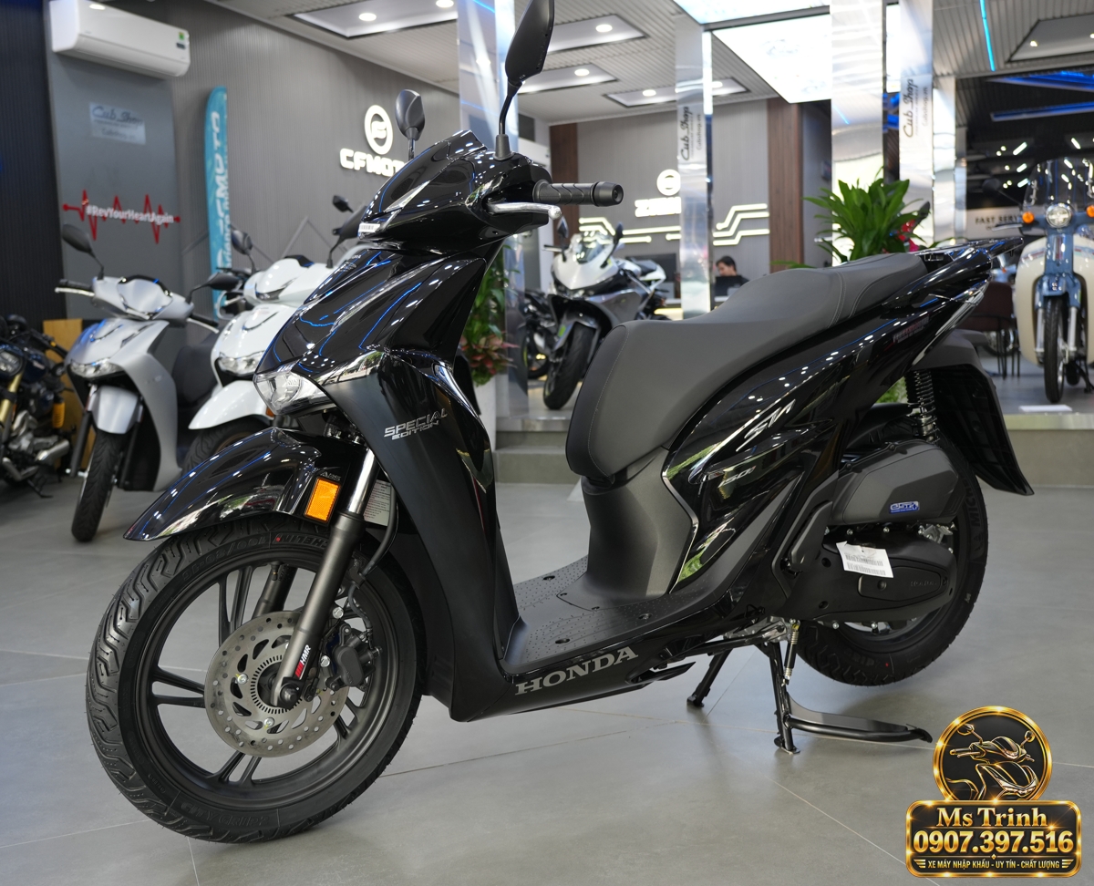 Honda SH150i Ý đen bóng 2027 tại Quảng Ngãi - Sơn bóng lịch sự, tiện ích cho mỗi ngày