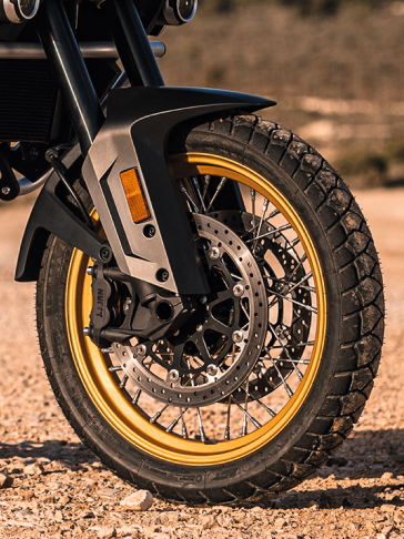 CF Moto 800MT Explorer 2025, ADV Cao Cấp Nhất, Chính Hãng, Giá Tốt tại Quảng Ngãi