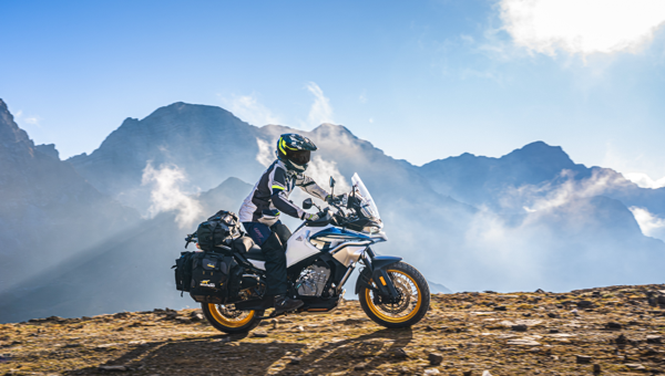 CF Moto 800MT Explorer 2025, ADV Cao Cấp Nhất, Chính Hãng, Giá Tốt tại Quảng Ngãi