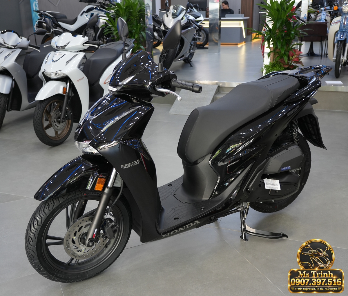 Honda SH150i Ý đen bóng 2027 tại Quảng Ngãi - Sơn bóng lịch sự, tiện ích cho mỗi ngày