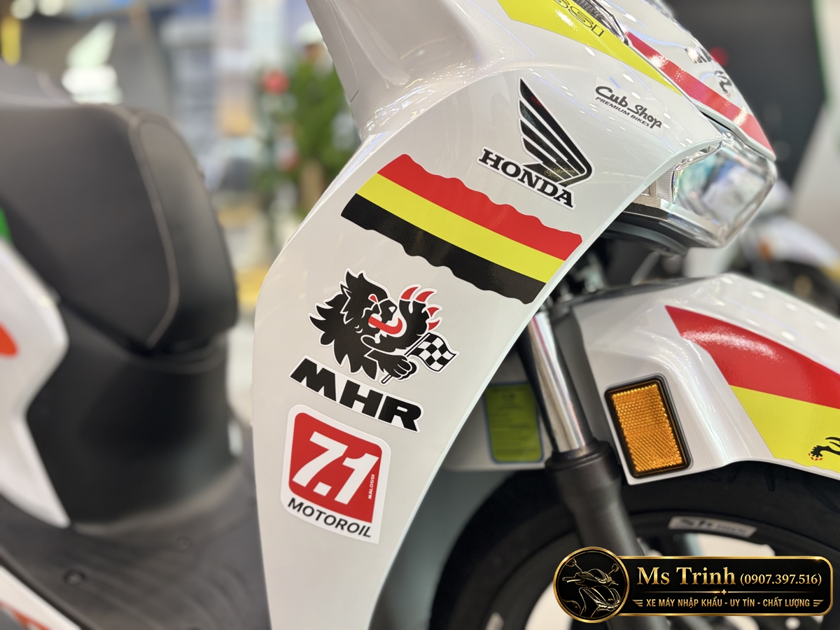 Honda SH150 Ý Malossi 2026 tại Quảng Ngãi - Tem custom thể thao, dáng SH thanh lịch