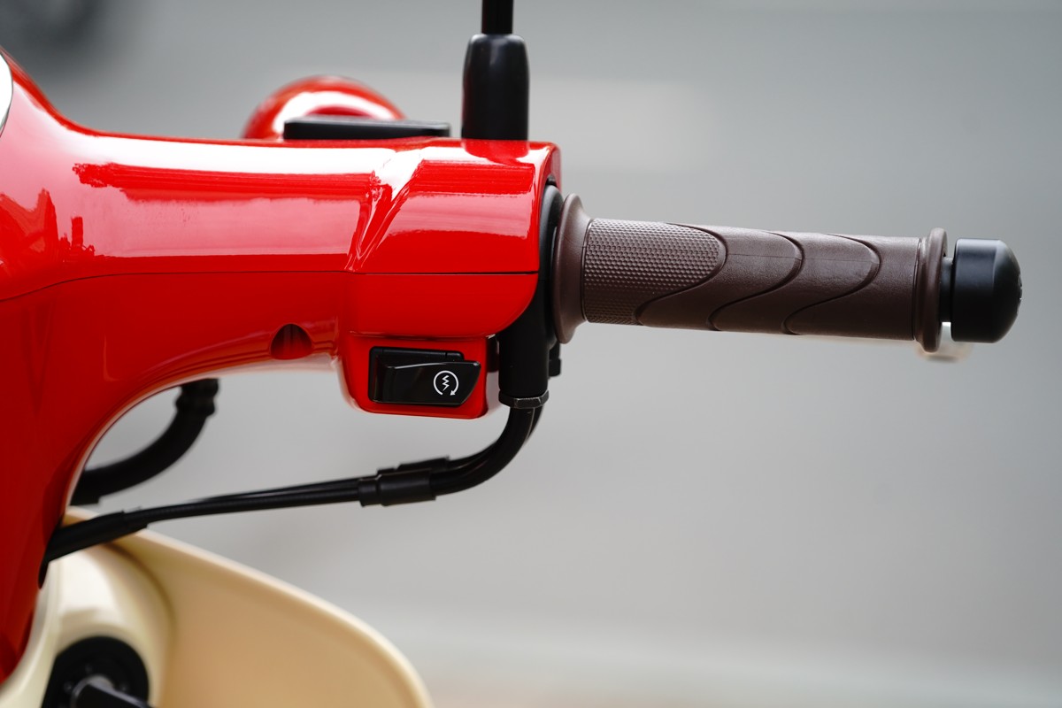 Honda Super Cub 110ABS Hello Kitty Edition, Made In Japan tại Quảng Ngãi