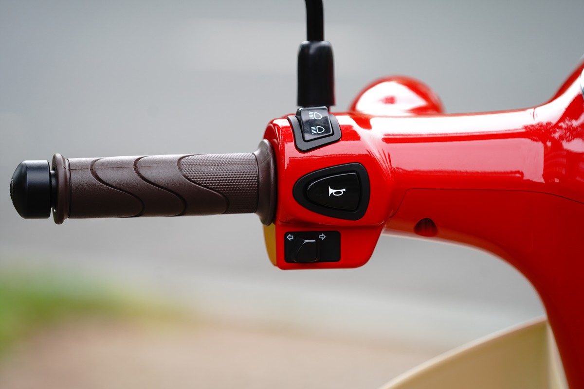 Honda Super Cub 110ABS Hello Kitty Edition, Made In Japan tại Quảng Ngãi