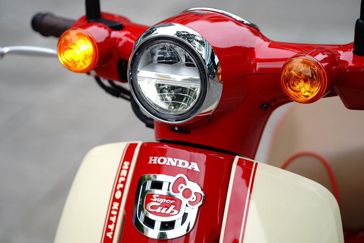 Honda Super Cub 110ABS Hello Kitty Edition, Made In Japan tại Quảng Ngãi