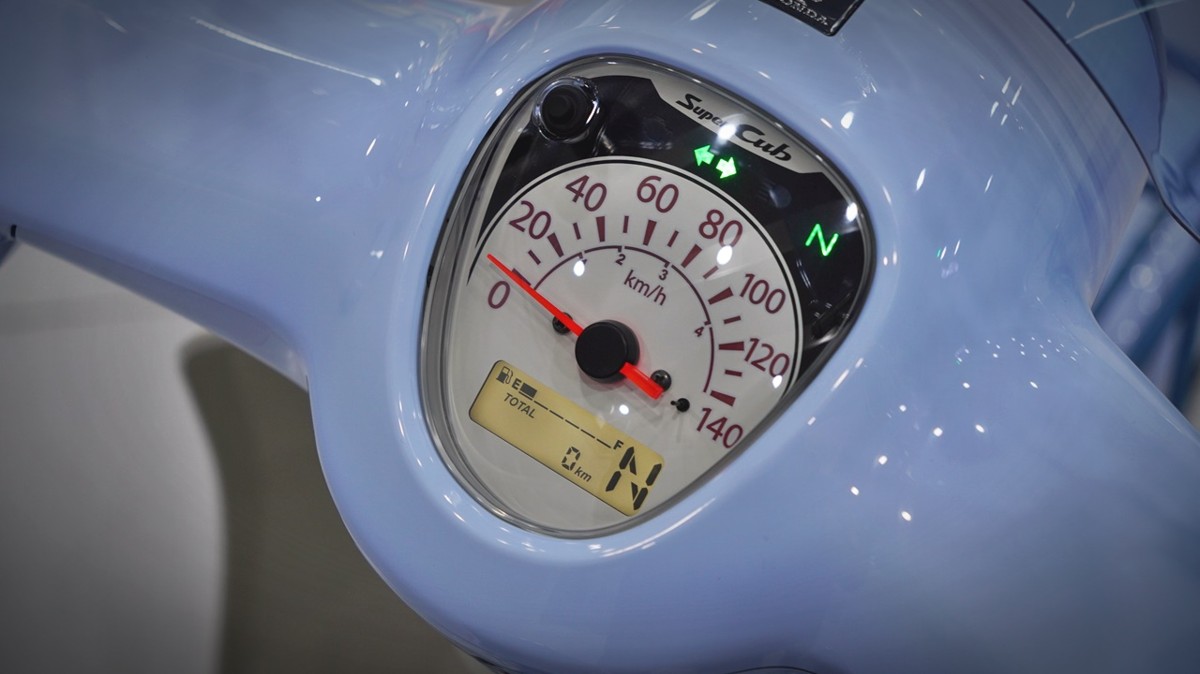 Honda Cub 110 Fujisan bản giới hạn tại Quảng Ngãi - Thiết kế đậm chất Nhật Bản