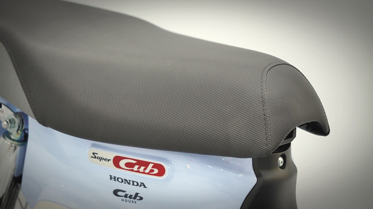 Honda Cub 110 Fujisan bản giới hạn tại Quảng Ngãi - Thiết kế đậm chất Nhật Bản