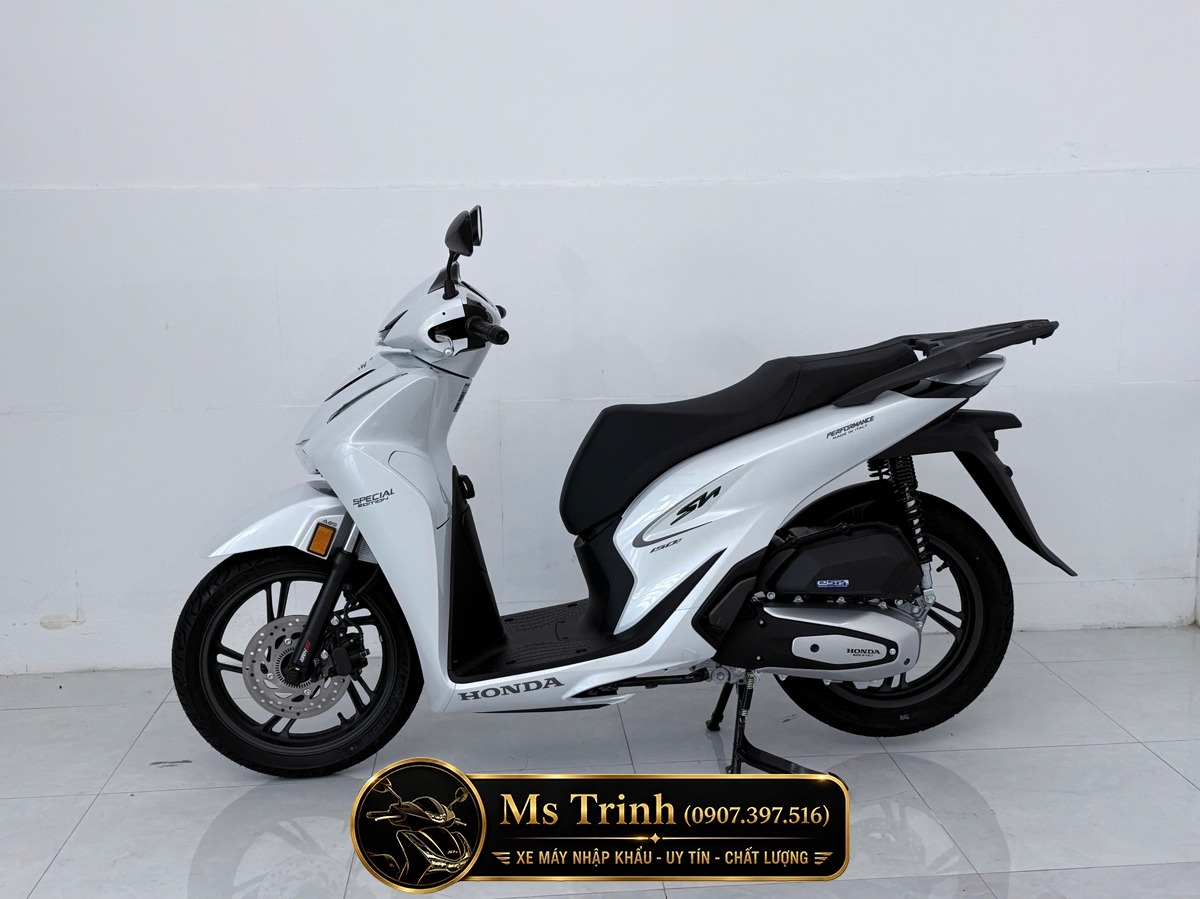 Honda SH150i Special Edition Standard nhập HMR Ý màu trắng tại Quảng Ngãi: Giá trị nằm trong từng chi tiết nguyên bản