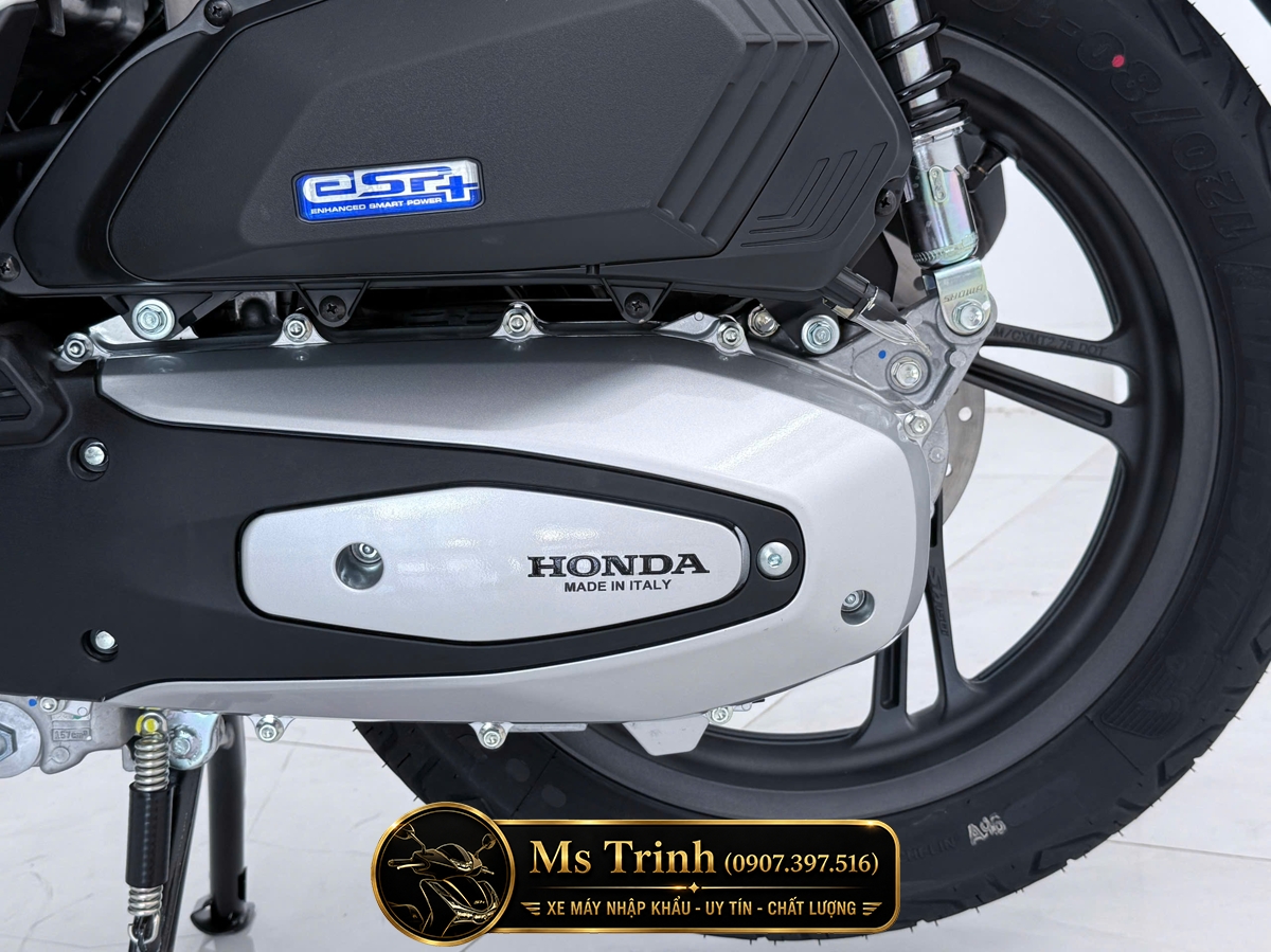 Honda SH150i Special Edition Standard nhập HMR Ý màu trắng tại Quảng Ngãi: Giá trị nằm trong từng chi tiết nguyên bản