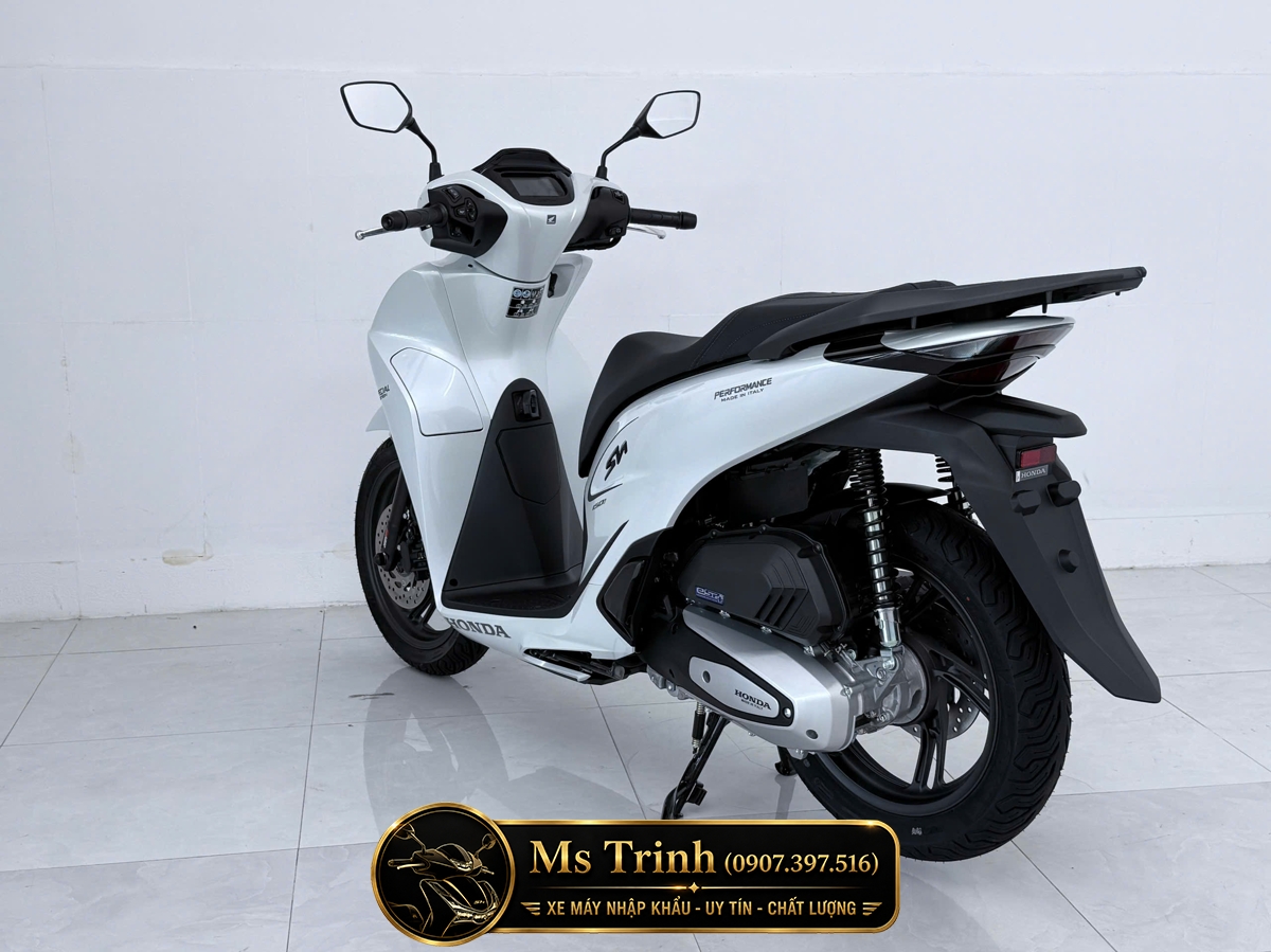 Honda SH150i Special Edition Standard nhập HMR Ý màu trắng tại Quảng Ngãi: Giá trị nằm trong từng chi tiết nguyên bản
