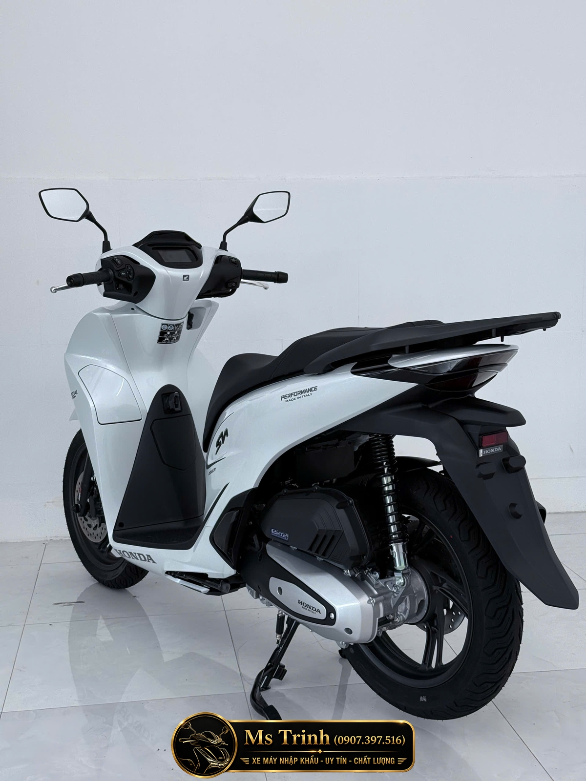 Honda SH150i Special Edition Standard nhập HMR Ý màu trắng tại Quảng Ngãi: Giá trị nằm trong từng chi tiết nguyên bản