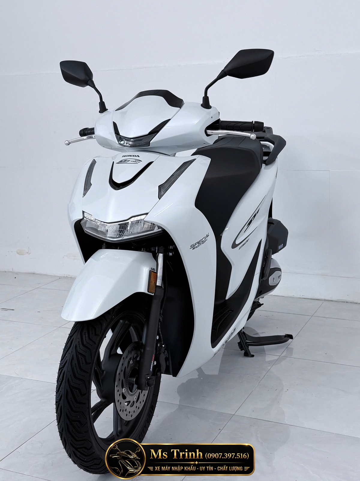 Honda SH150i Special Edition Standard nhập HMR Ý màu trắng tại Quảng Ngãi: Giá trị nằm trong từng chi tiết nguyên bản