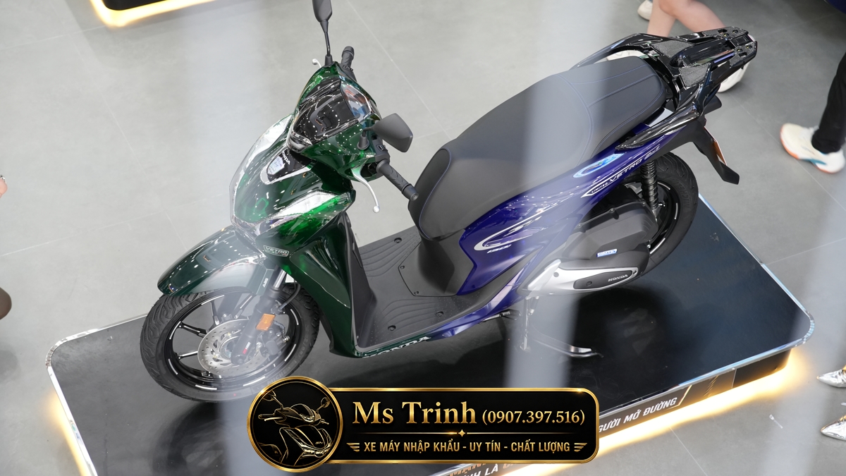 Honda SH150i Vetro Green - Sapphire tại Quảng Ngãi: SH Ý Limited 200 xe