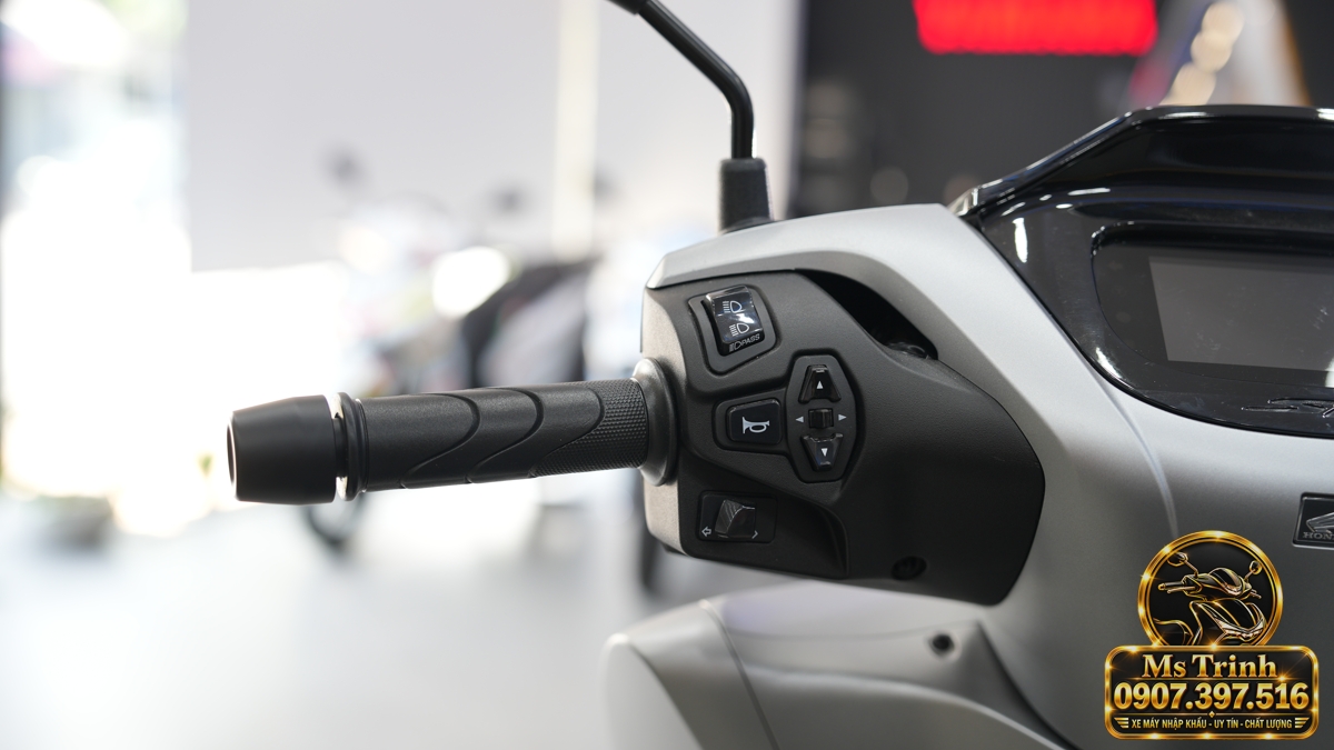 Honda SH150i Ý xám bạc 2027 tại Quảng Ngãi - Nhập Ý, tem vàng sang trọng, giá tốt