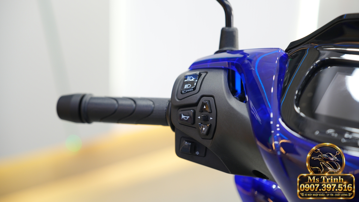 Honda SH150 Vetro Blue 2027 tại Quảng Ngãi - Xanh Sapphire trong suốt, nhập Ý sang trọng