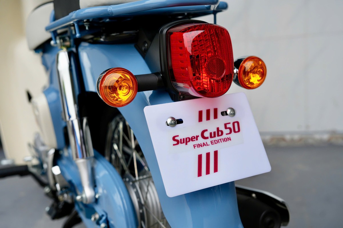 Honda Super Cub 50 Final Edition Custom Japan tại Quảng Ngãi - Phiên bản sưu tầm hiếm