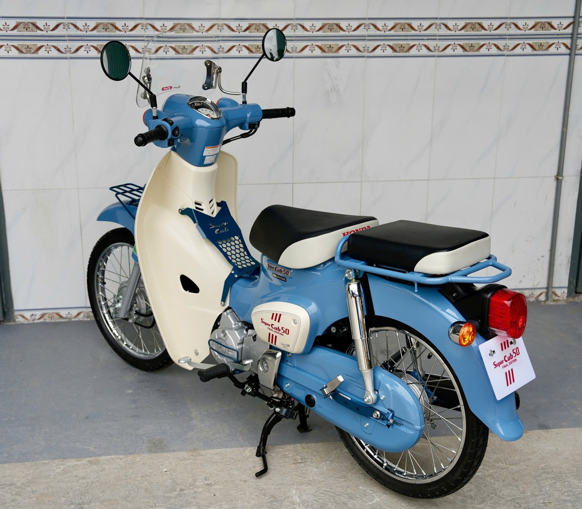 Honda Super Cub 50 Final Edition Custom Japan tại Quảng Ngãi - Phiên bản sưu tầm hiếm