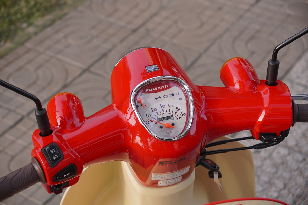 Honda Super Cub 50cc Hello Kitty Edition, Made In Japan, Hàng Hiếm tại Quảng Ngãi