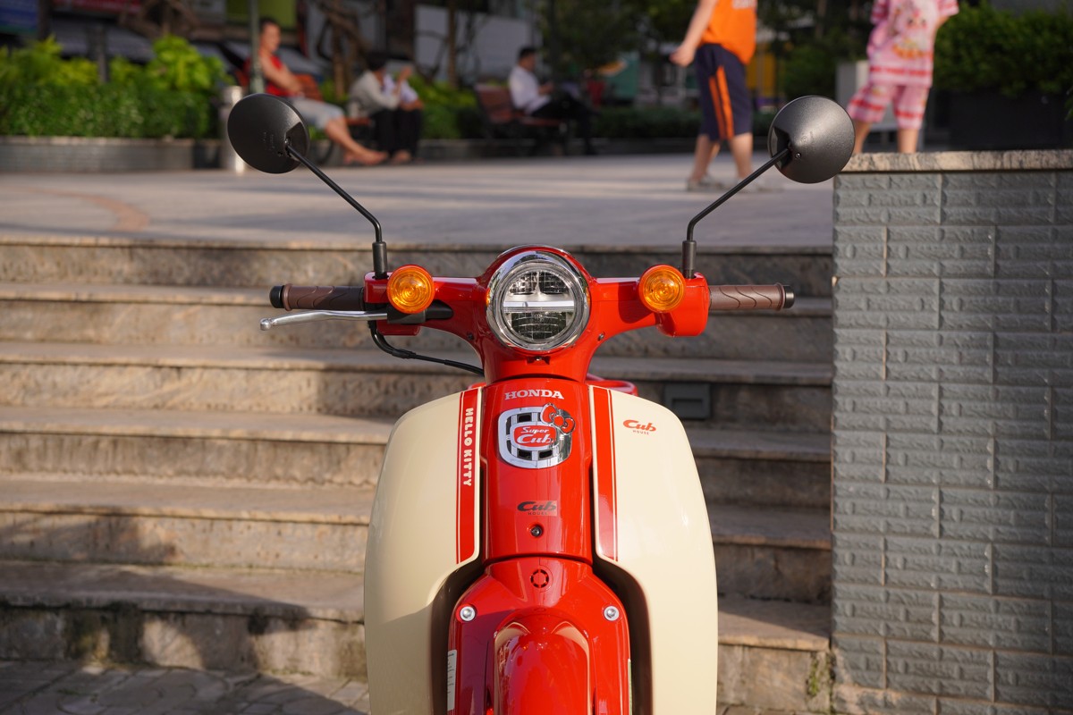 Honda Super Cub 50cc Hello Kitty Edition, Made In Japan, Hàng Hiếm tại Quảng Ngãi