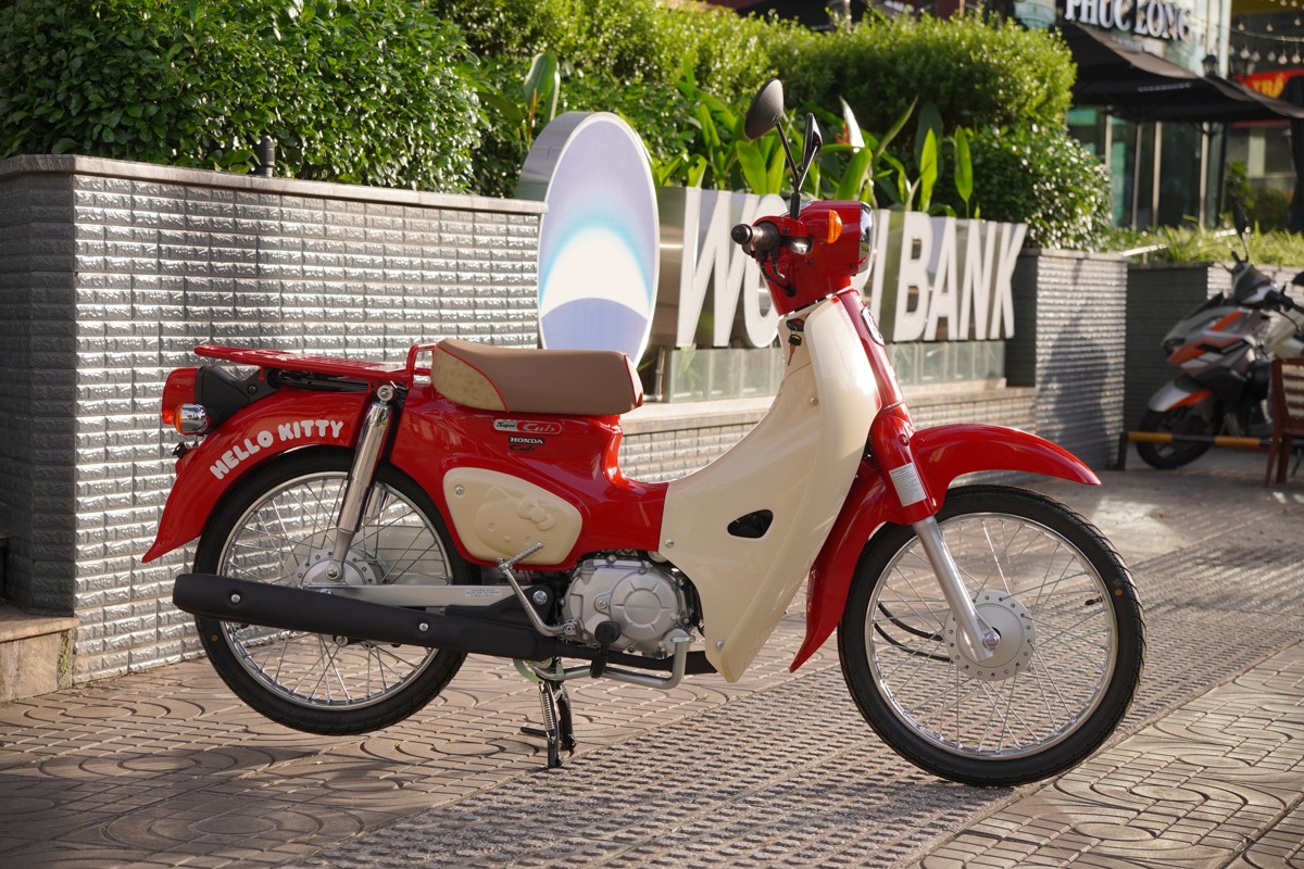 Honda Super Cub 50cc Hello Kitty Edition, Made In Japan, Hàng Hiếm tại Quảng Ngãi