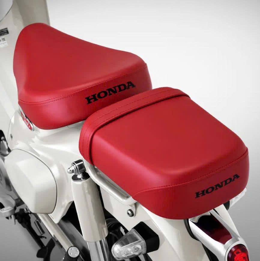Honda Super Cub 125 Custom Edition Thái Lan 2025 màu trắng tại Quảng Ngãi
