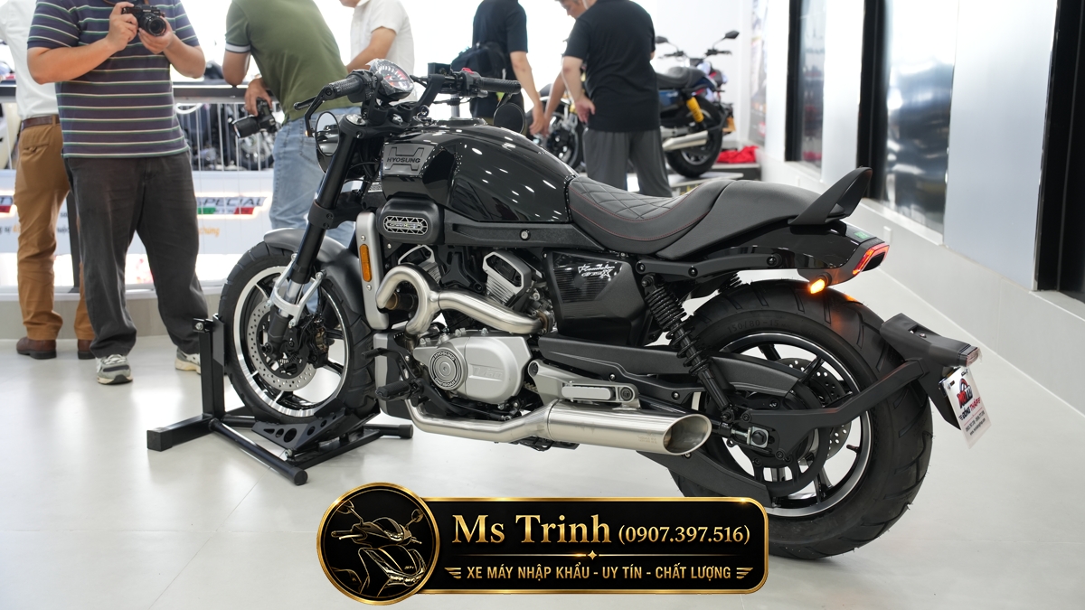 Hyosung GV350X tại Quảng Ngãi - Cruiser 350cc Phong Cách Mỹ Cơ Bắp, Cá Tính