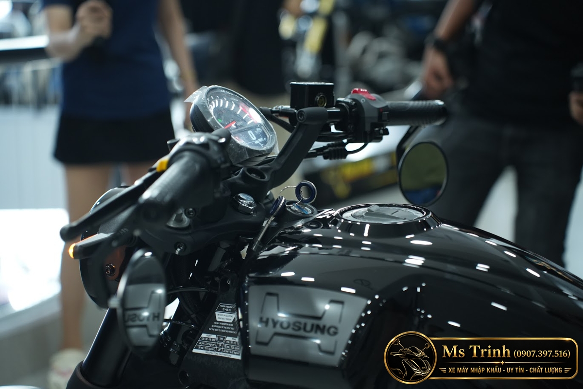 Hyosung GV350X tại Quảng Ngãi - Cruiser 350cc Phong Cách Mỹ Cơ Bắp, Cá Tính