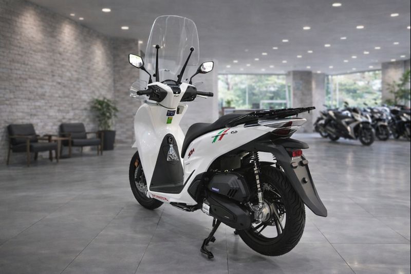 Honda SH150 trắng pha lê nhập Ý 2026 tại Quảng Ngãi - Sport Edition chính ngạch, chuẩn chất Ý