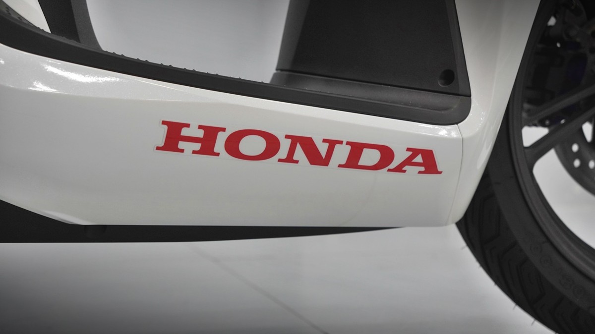 Honda SH150 trắng pha lê nhập Ý 2026 tại Quảng Ngãi - Sport Edition chính ngạch, chuẩn chất Ý