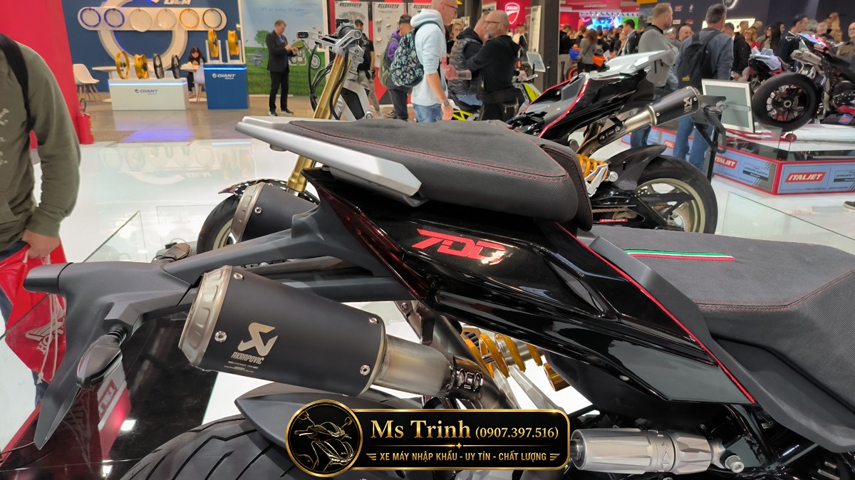 Italjet 700 2026 Tại Quảng Ngãi - Chiến Binh Chỉ 700 Xe Hyper Scooter Cực Hiếm hồ sơ hải quan, nhập chính ngạch