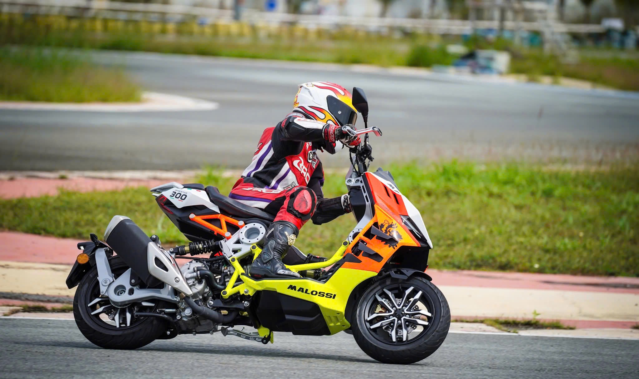 Italjet Dragster 300 Malossi, Xe Tay Ga Đua Nội Thành Thương Hiệu Italy tại Quảng Ngãi