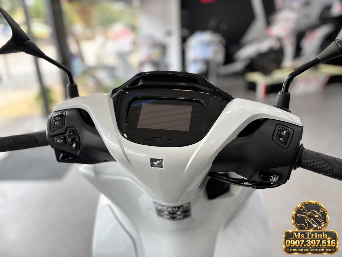 SH150i Ý 2027 màu trắng tại Quảng Ngãi - Nhập khẩu nguyên chiếc, thiết kế sang trọng, giá tốt
