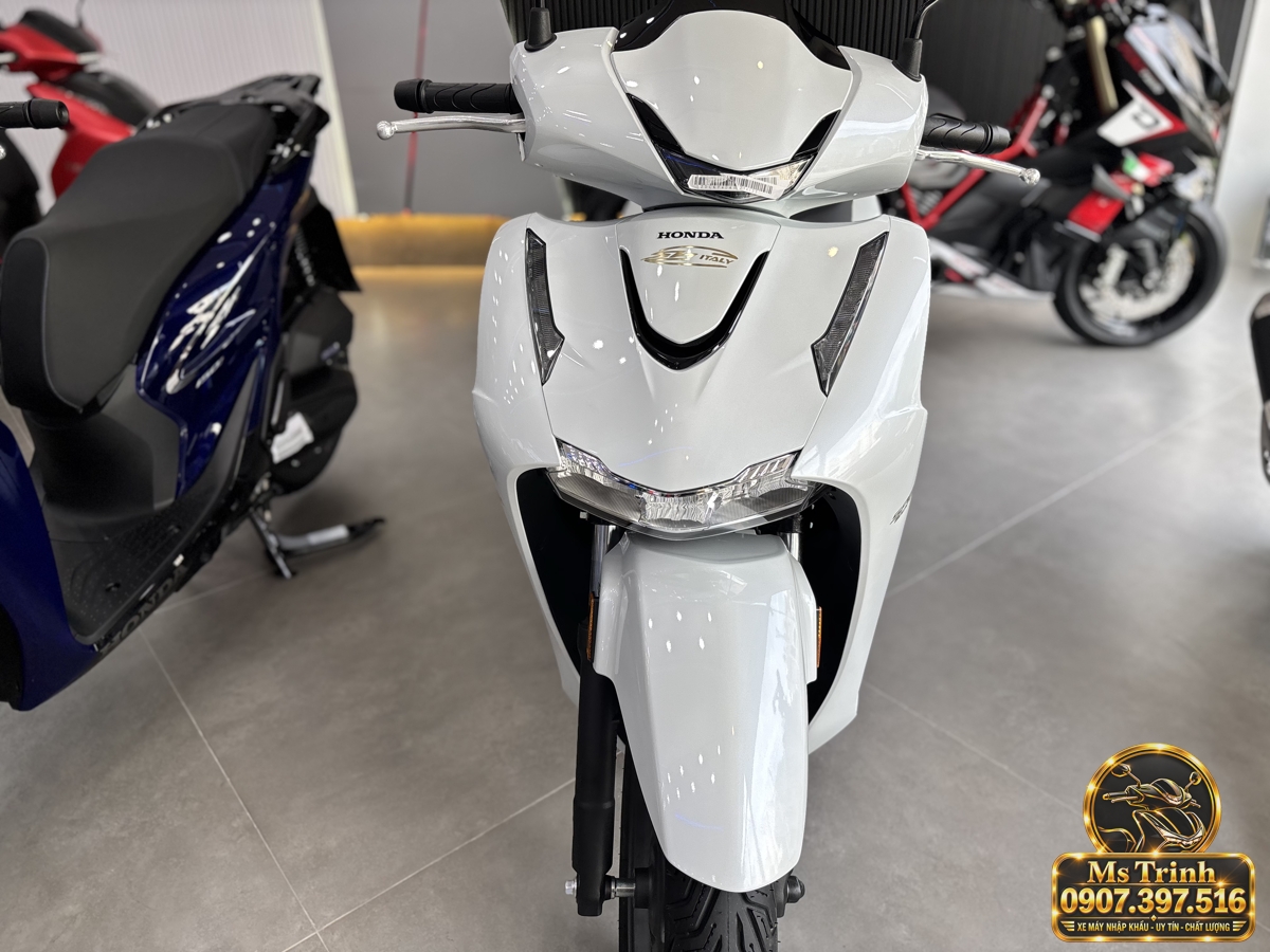 SH150i Ý 2027 màu trắng tại Quảng Ngãi - Nhập khẩu nguyên chiếc, thiết kế sang trọng, giá tốt