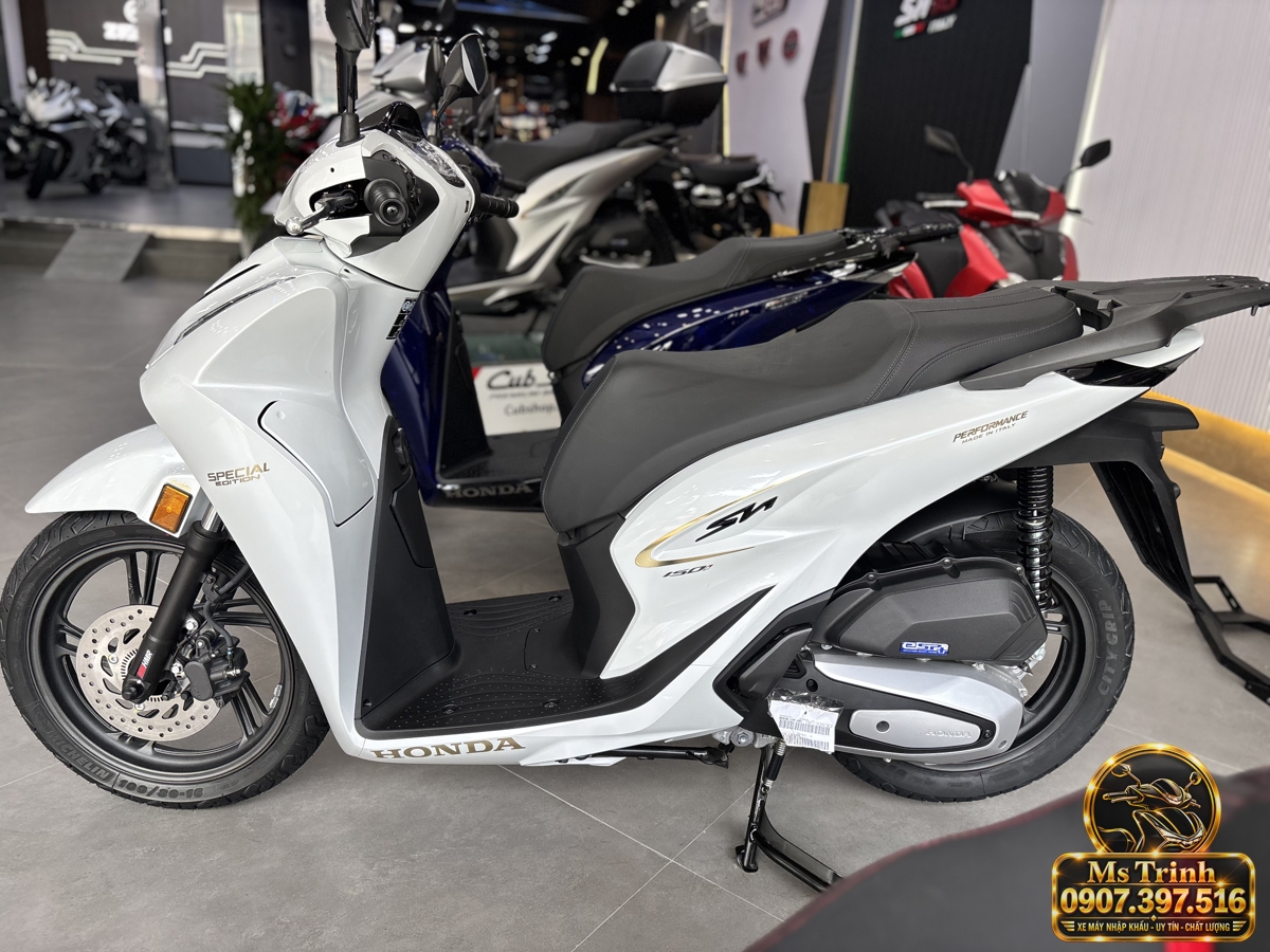SH150i Ý 2027 màu trắng tại Quảng Ngãi - Nhập khẩu nguyên chiếc, thiết kế sang trọng, giá tốt