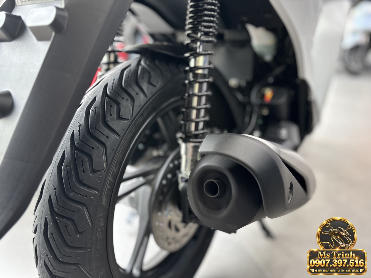 SH150i Ý 2027 màu trắng tại Quảng Ngãi - Nhập khẩu nguyên chiếc, thiết kế sang trọng, giá tốt