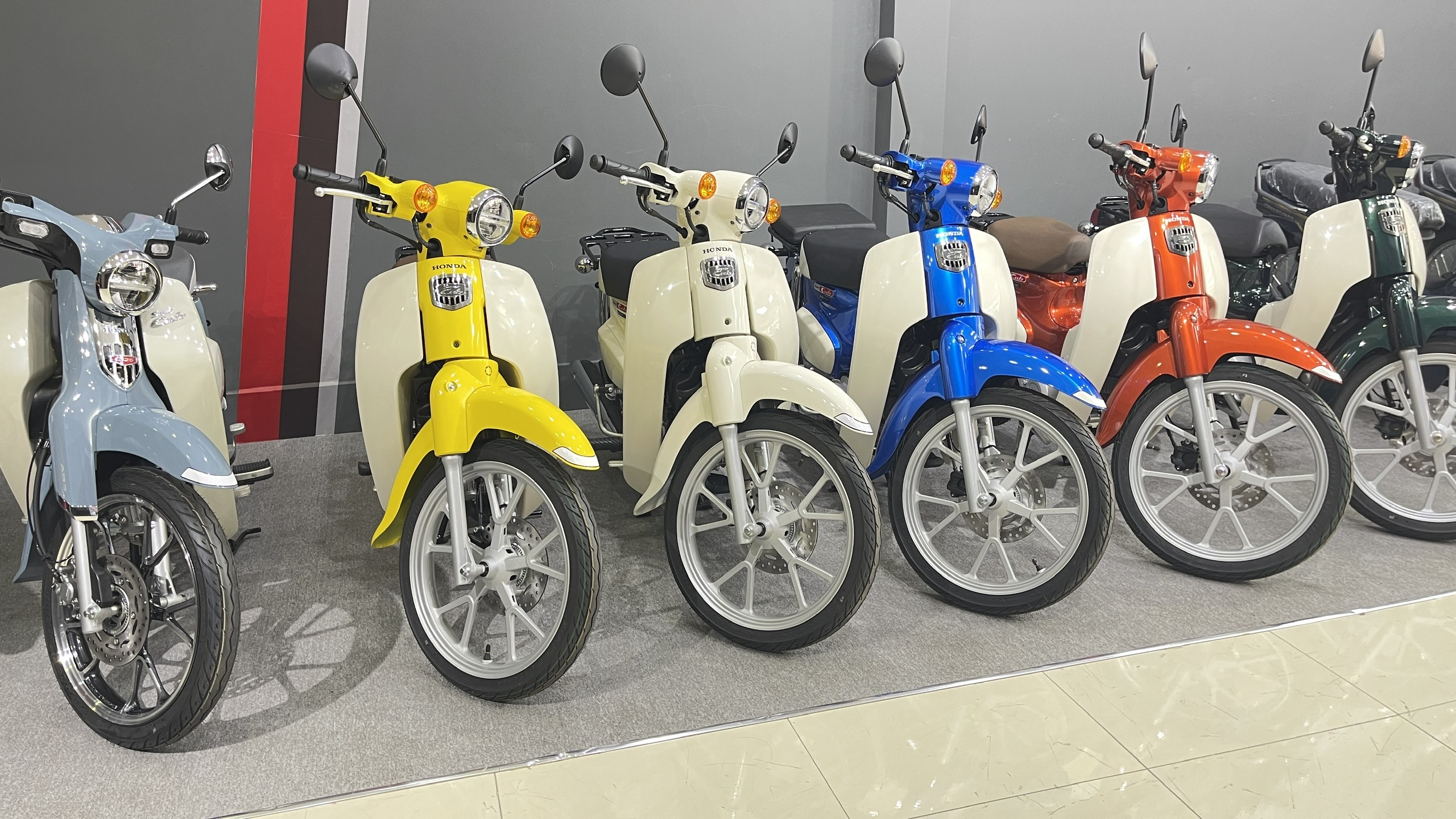 Honda Super Cub 110 ABS, Made In Japan, NK Chính Hãng, Hiếm tại Quảng Ngãi