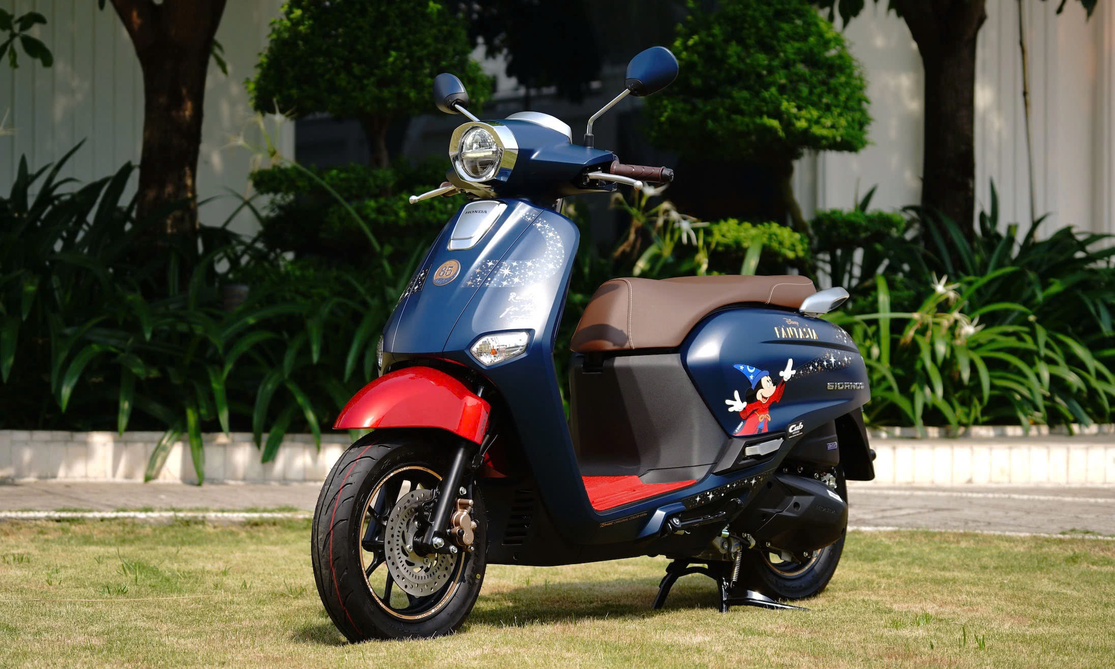 Honda Giorno+ Disney Fantasia 85, Bản Giới Hạn 2.000 xe tại Quảng Ngãi
