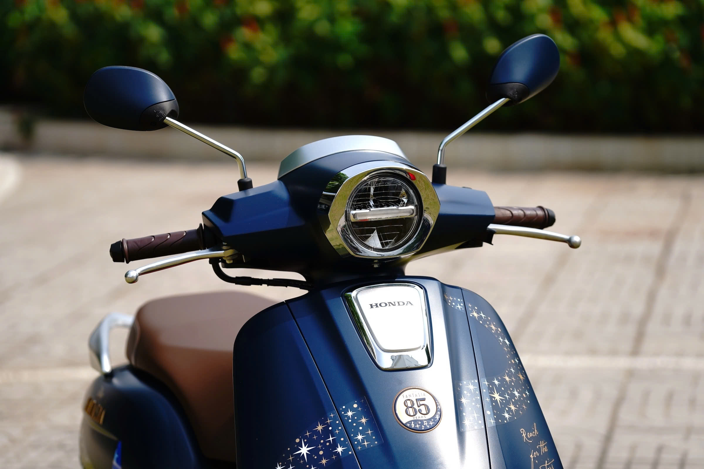 Honda Giorno+ Disney Fantasia 85, Bản Giới Hạn 2.000 xe tại Quảng Ngãi