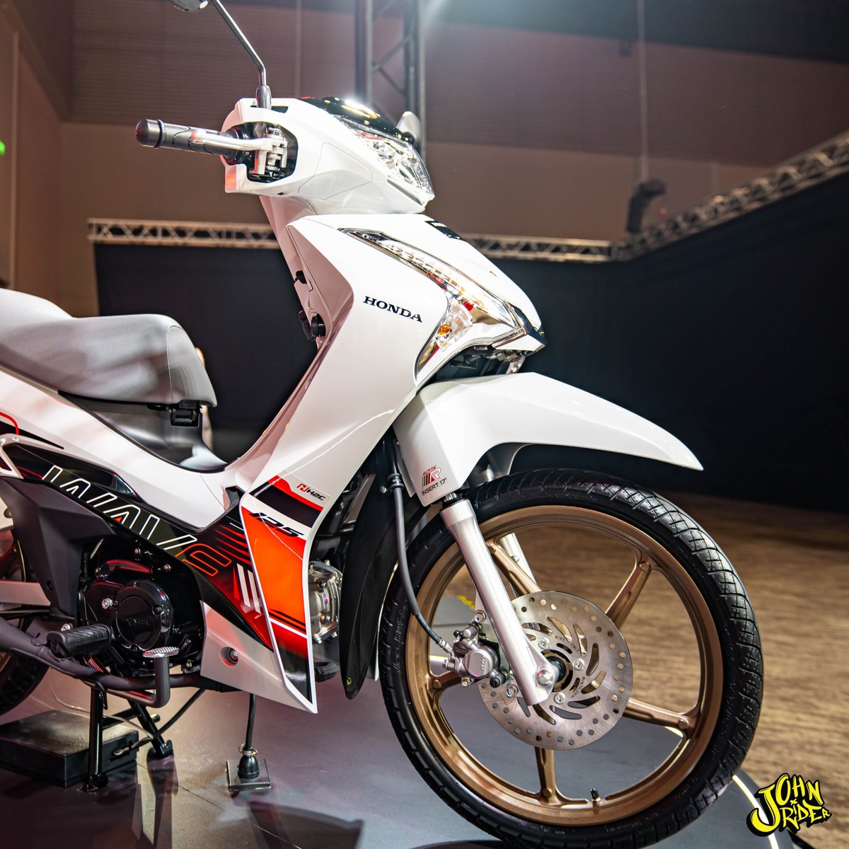 Honda Wave 125 Special Edition 2025 nhập Thái Lan tại Quảng Ngãi