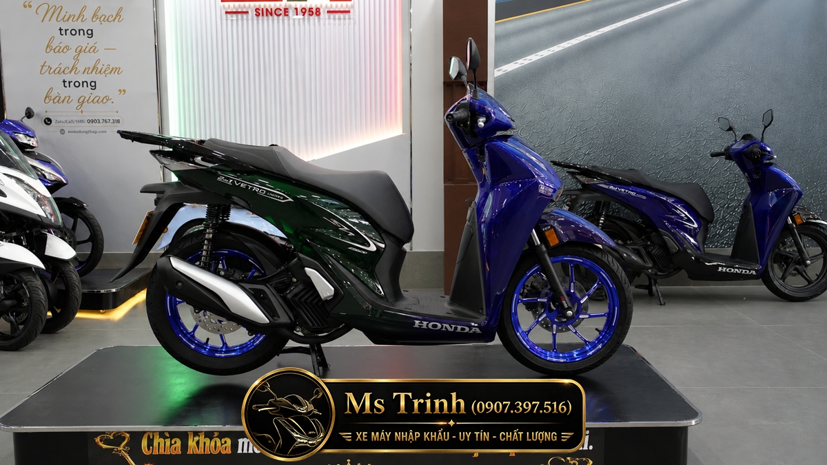 Phần đuôi SH150i Super Vetro nổi bật với màu xanh Vetro Green